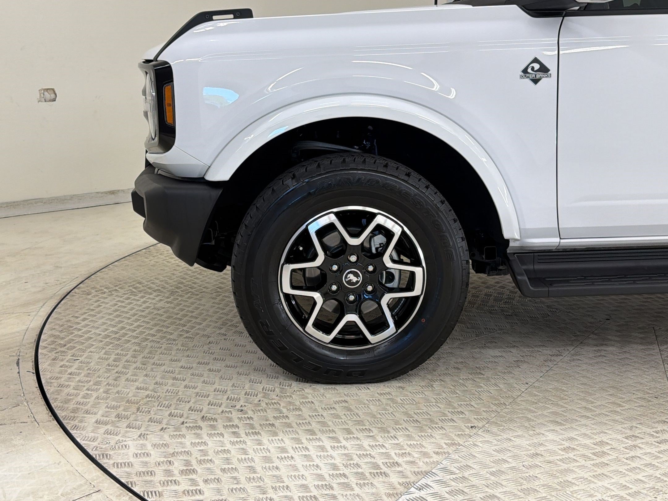 Certified 2025 Ford Bronco Outer Banks AWD/4WD image 12
