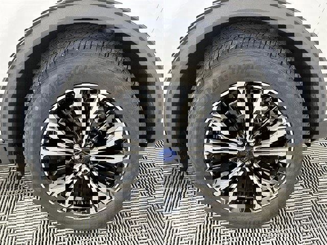 Certified 2022 Ford Escape SE w/ SE Sport Appearance Package image 20