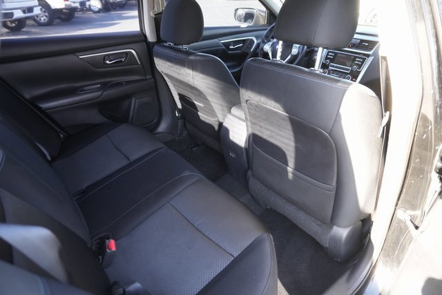 Used 2018 Nissan Altima 2.5 SR w/ Interior Lighting Package image 14