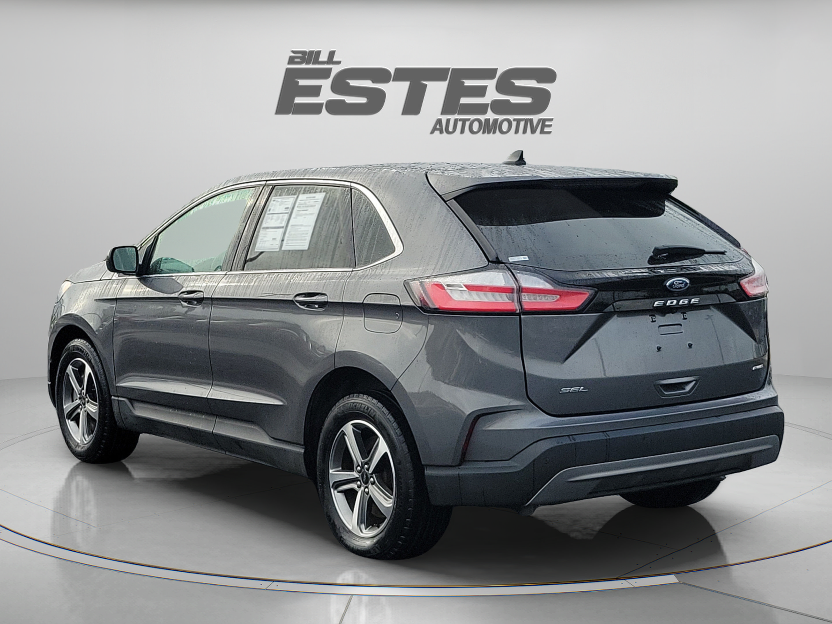 Certified 2024 Ford Edge SEL w/ Convenience Package AWD/4WD image 2