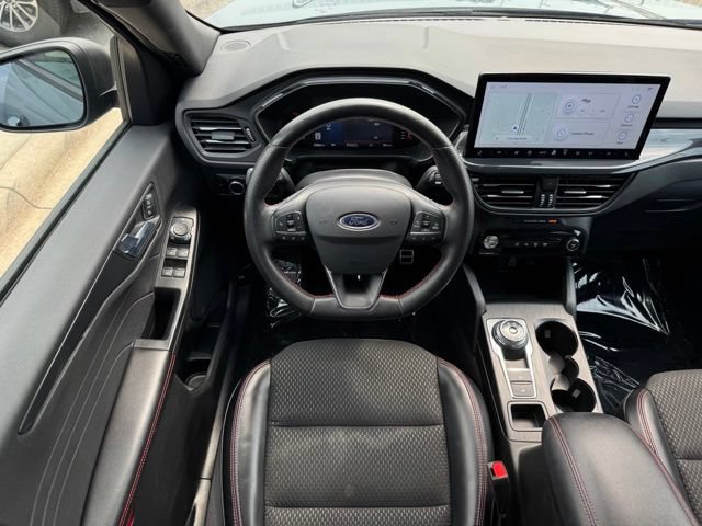 Certified 2024 Ford Escape ST-Line w/ Tech Pack #1 AWD/4WD image 11