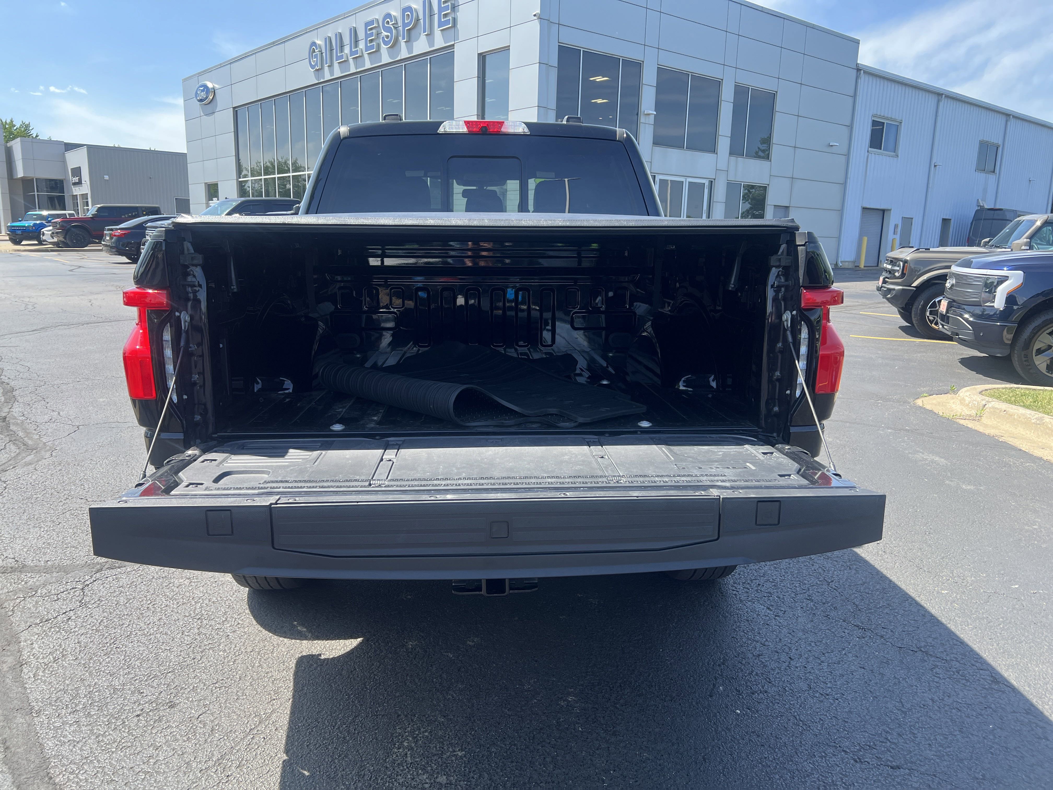 Certified 2023 Ford F150 Lightning Lariat image 9