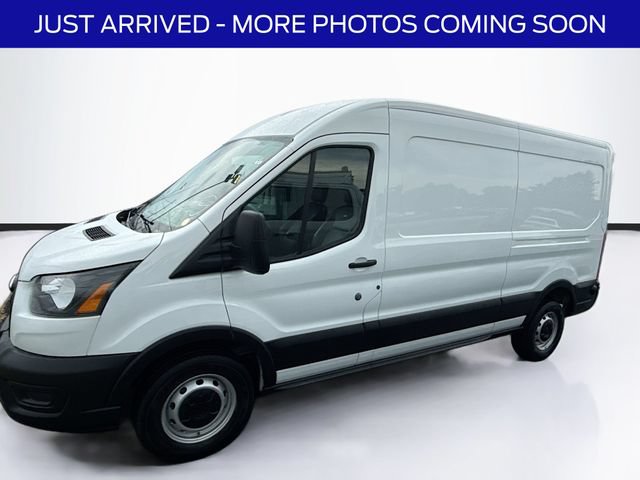 Certified 2024 Ford Transit 250 148 Medium Roof RWD image 4