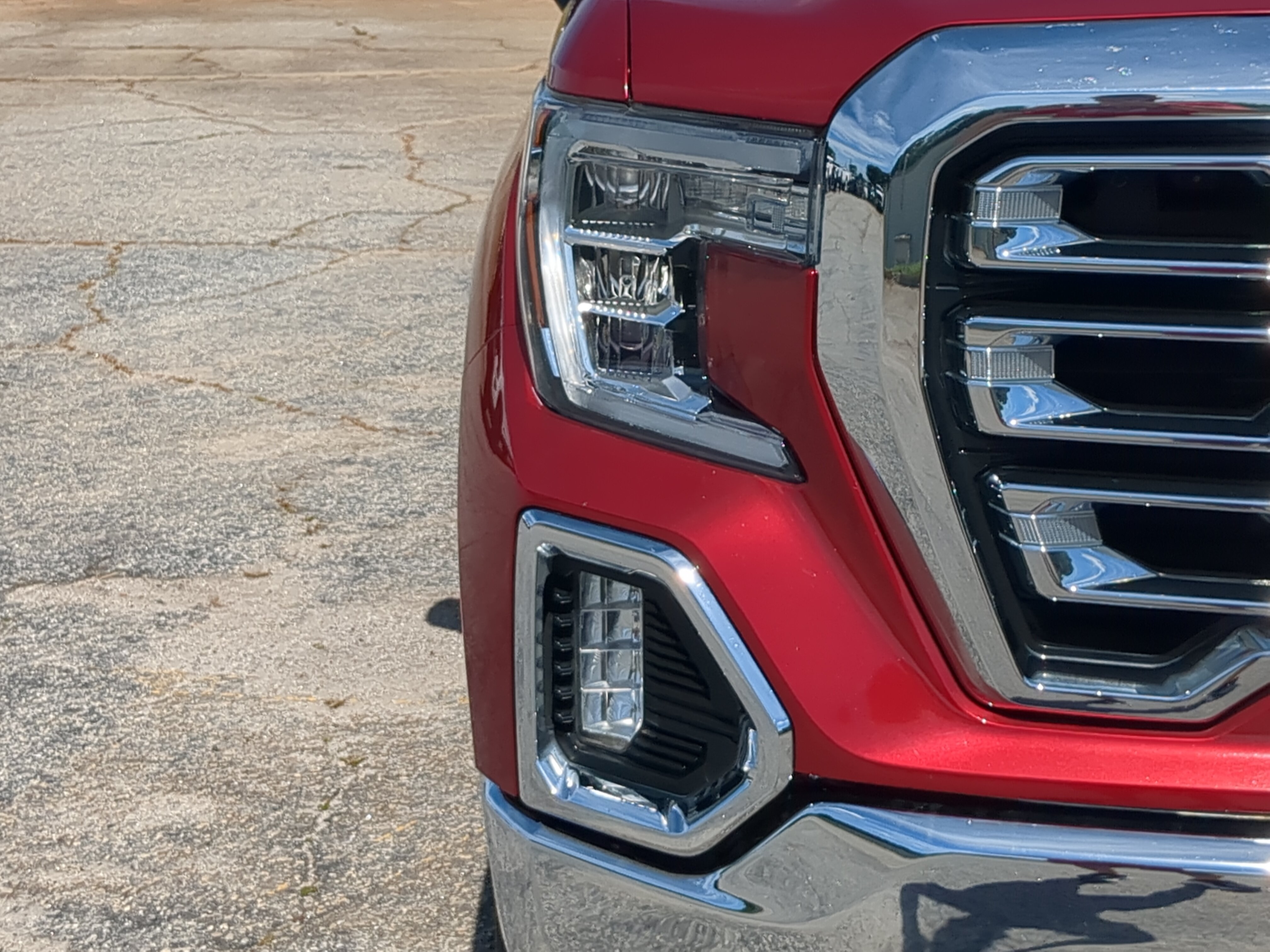 Used 2020 GMC Sierra 1500 SLT RWD image 8
