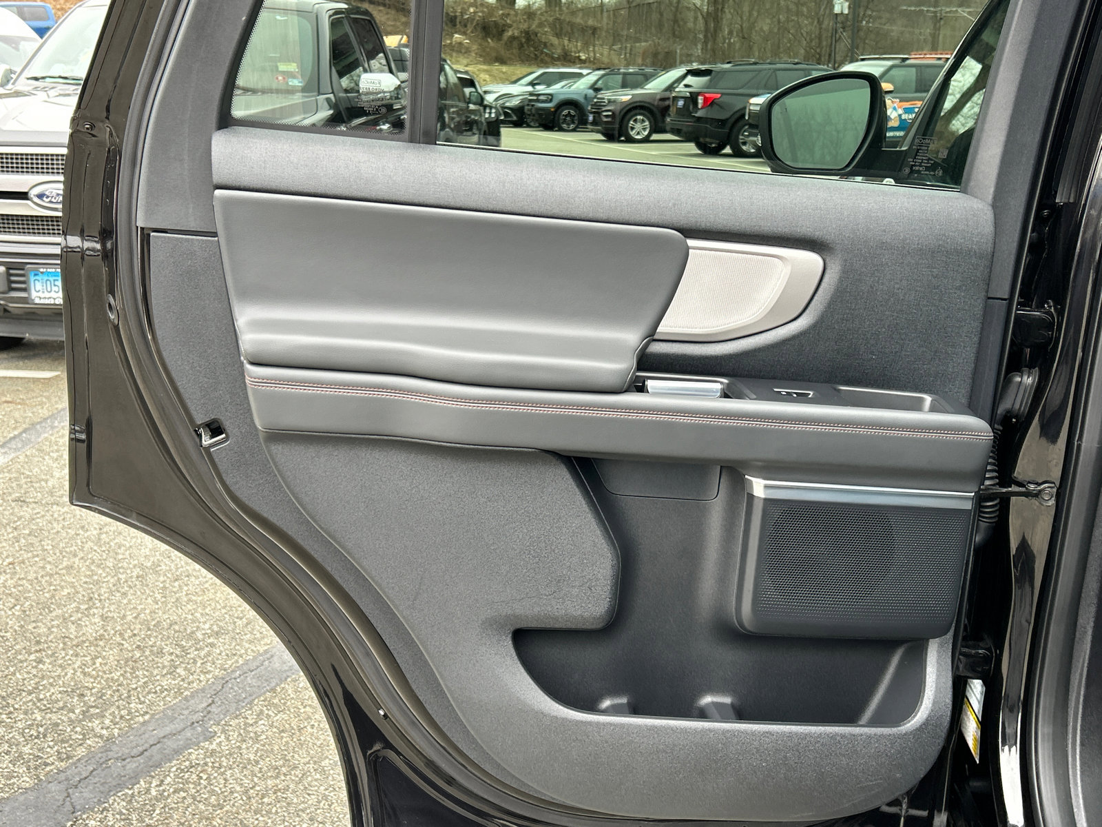 Certified 2025 Ford Expedition Active AWD/4WD image 19