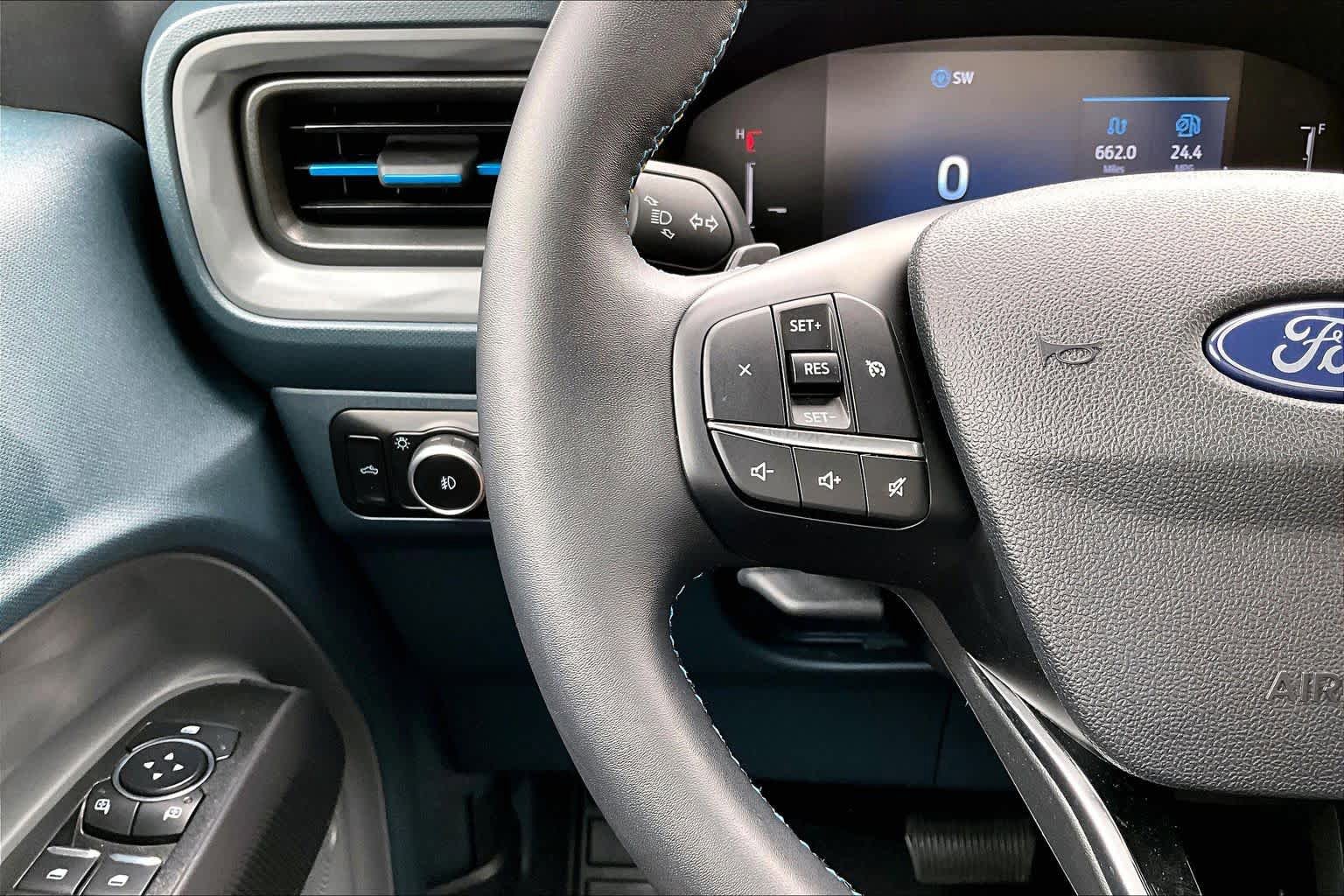 Certified 2025 Ford Maverick Lobo AWD/4WD image 24