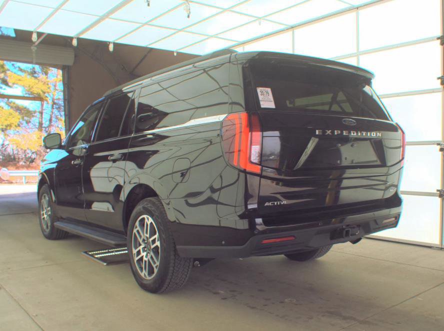 Certified 2025 Ford Expedition Max Active image 2