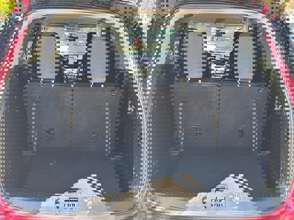 Certified 2022 Ford Explorer XLT w/ Equipment Group 202A image 16