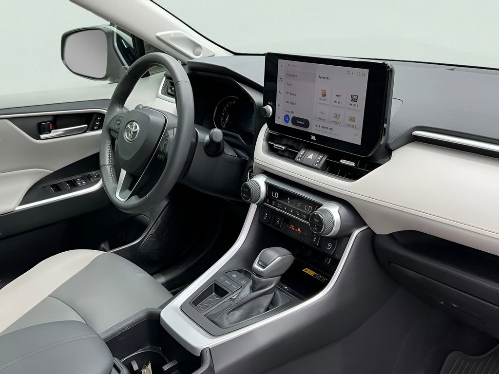 Used 2023 Toyota RAV4 XLE Premium FWD image 12