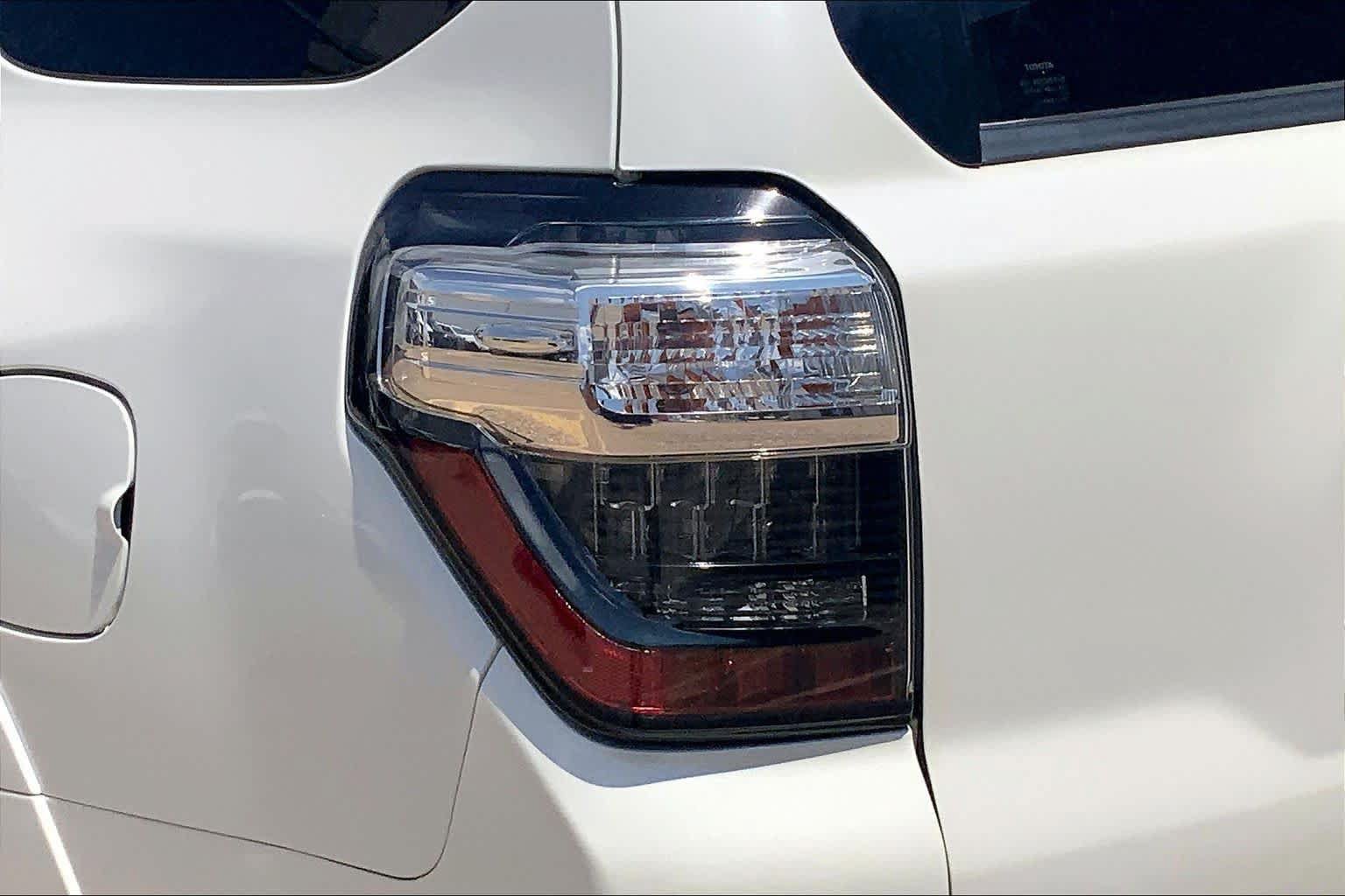 Used 2018 Toyota 4Runner Limited RWD image 29