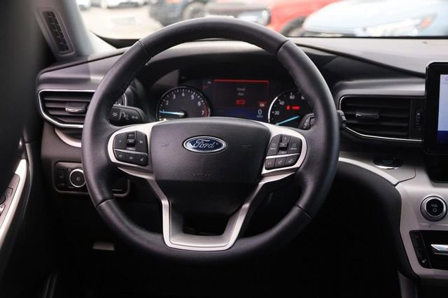 Certified 2024 Ford Explorer XLT w/ Equipment Group 202A image 24