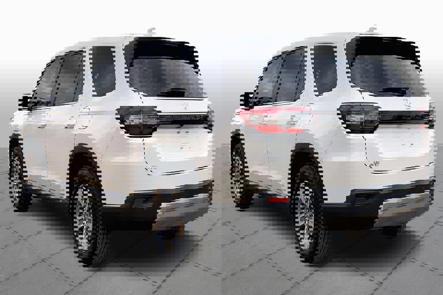 Used 2025 Honda Pilot EX-L image 4