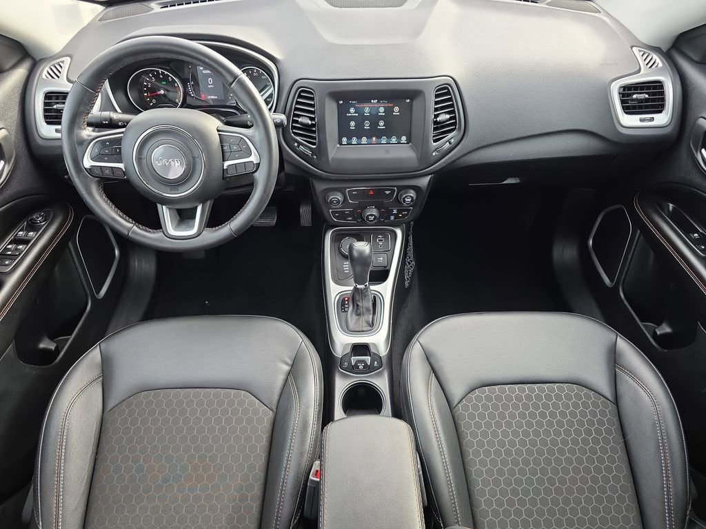 Used 2019 Jeep Compass Latitude AWD/4WD image 9