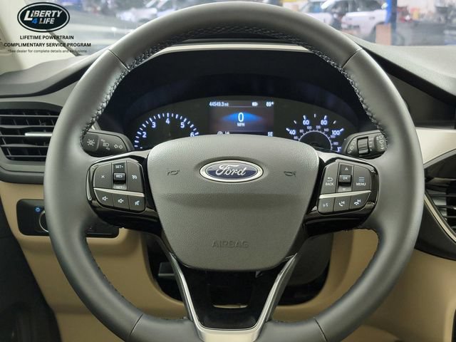 Certified 2022 Ford Escape SE w/ Cold Weather Package FWD image 24