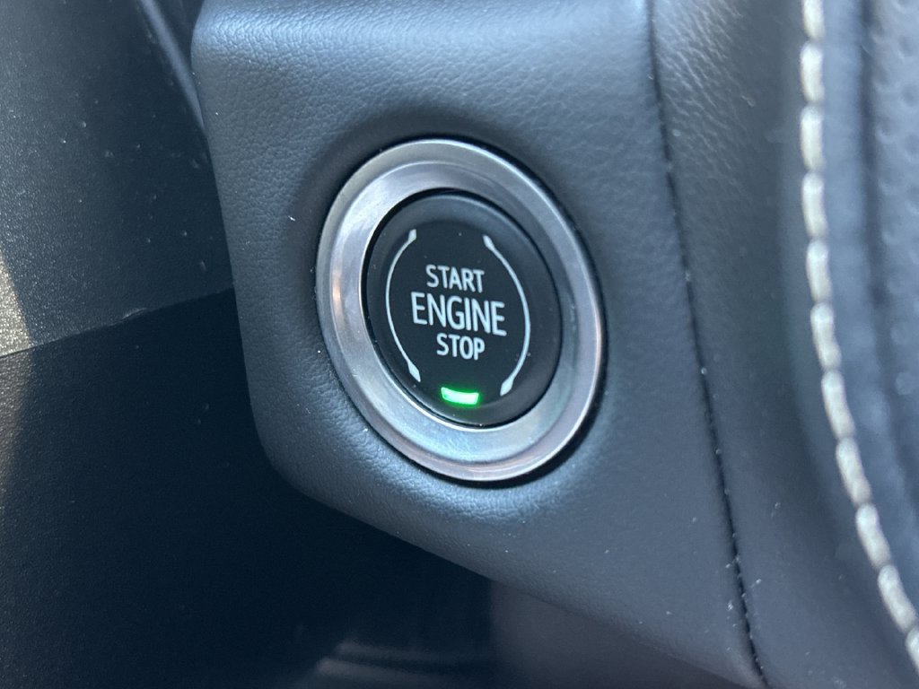 Used 2023 GMC Yukon SLT RWD image 22