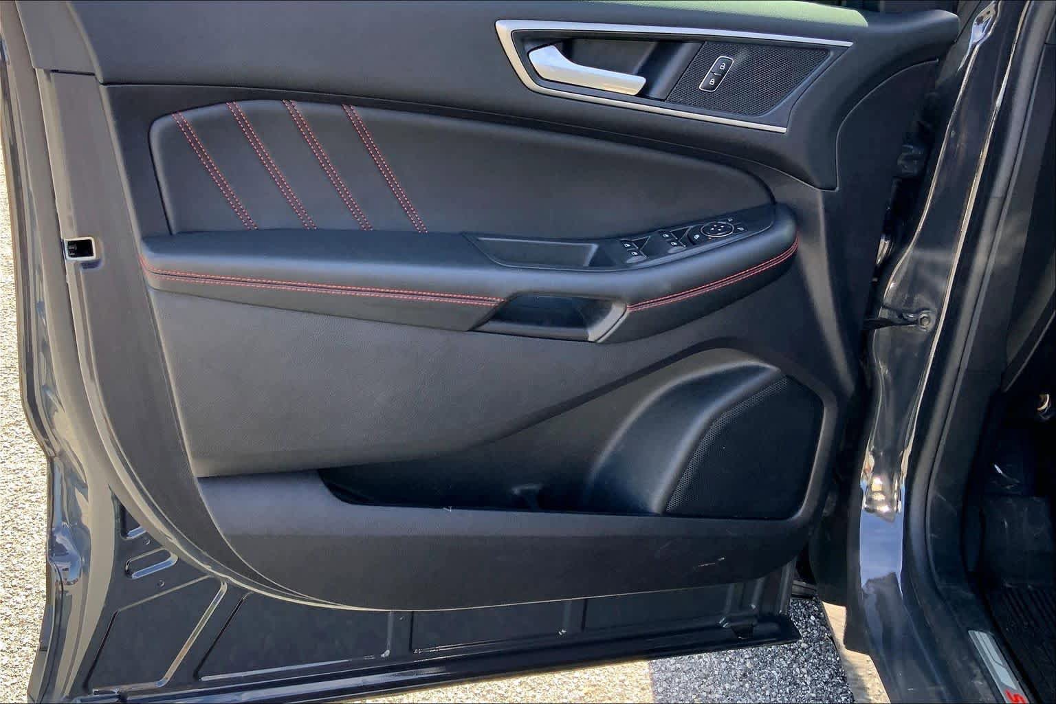 Certified 2021 Ford Edge ST-Line FWD image 20