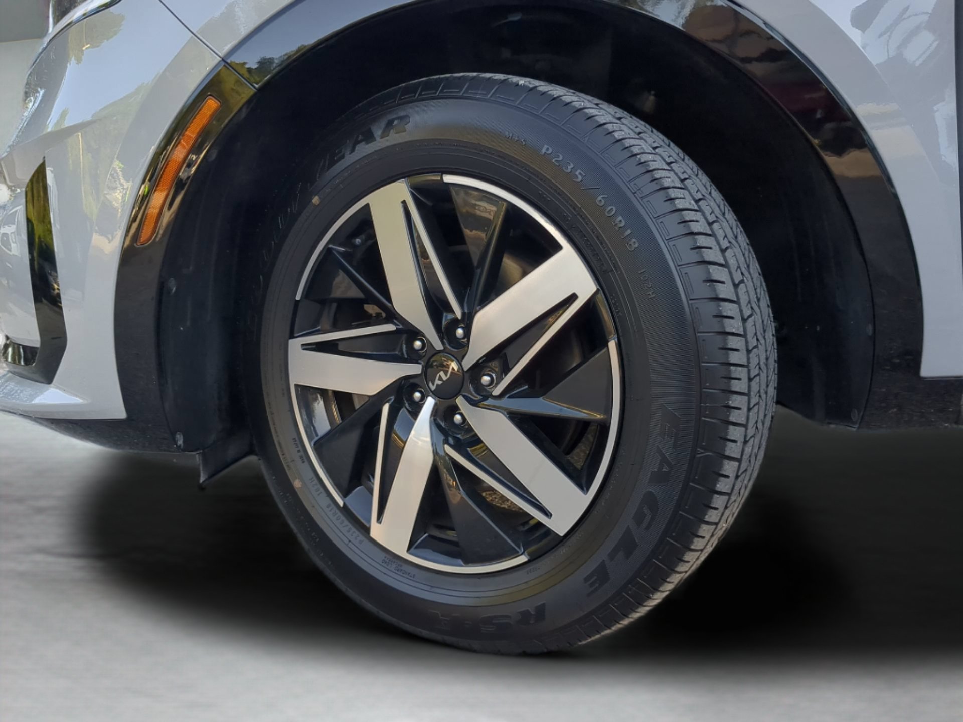 Used 2022 Kia Sorento EX w/ Panoramic Sunroof Package FWD image 72