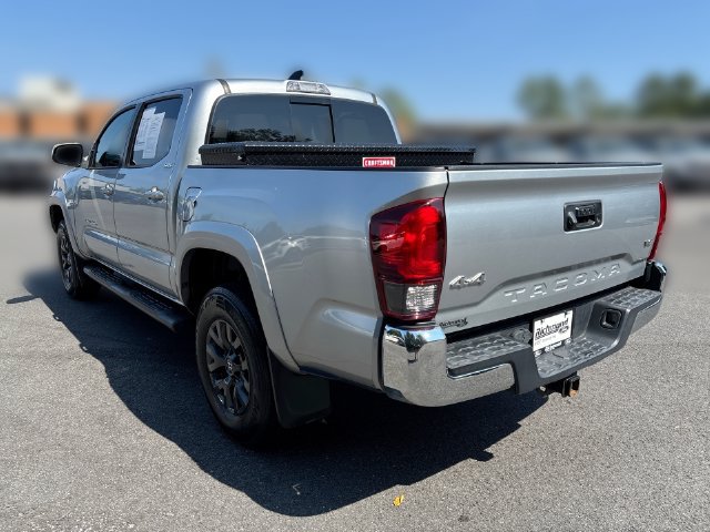 Used 2022 Toyota Tacoma SR5 AWD/4WD image 6