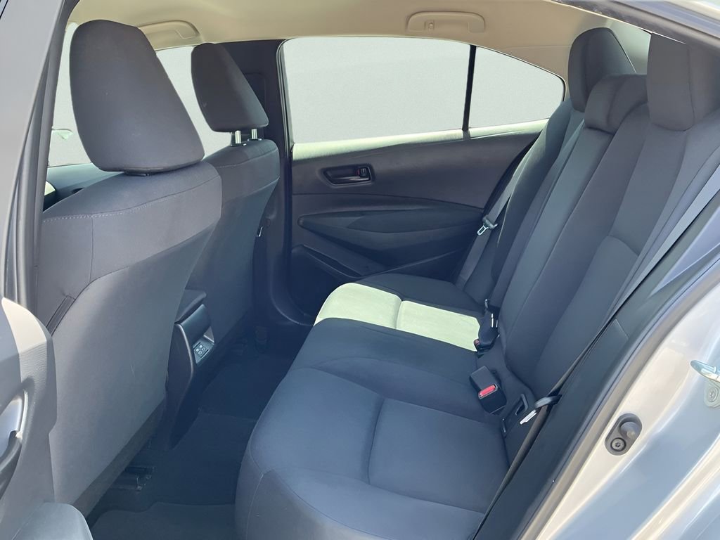 Used 2023 Toyota Corolla LE image 23