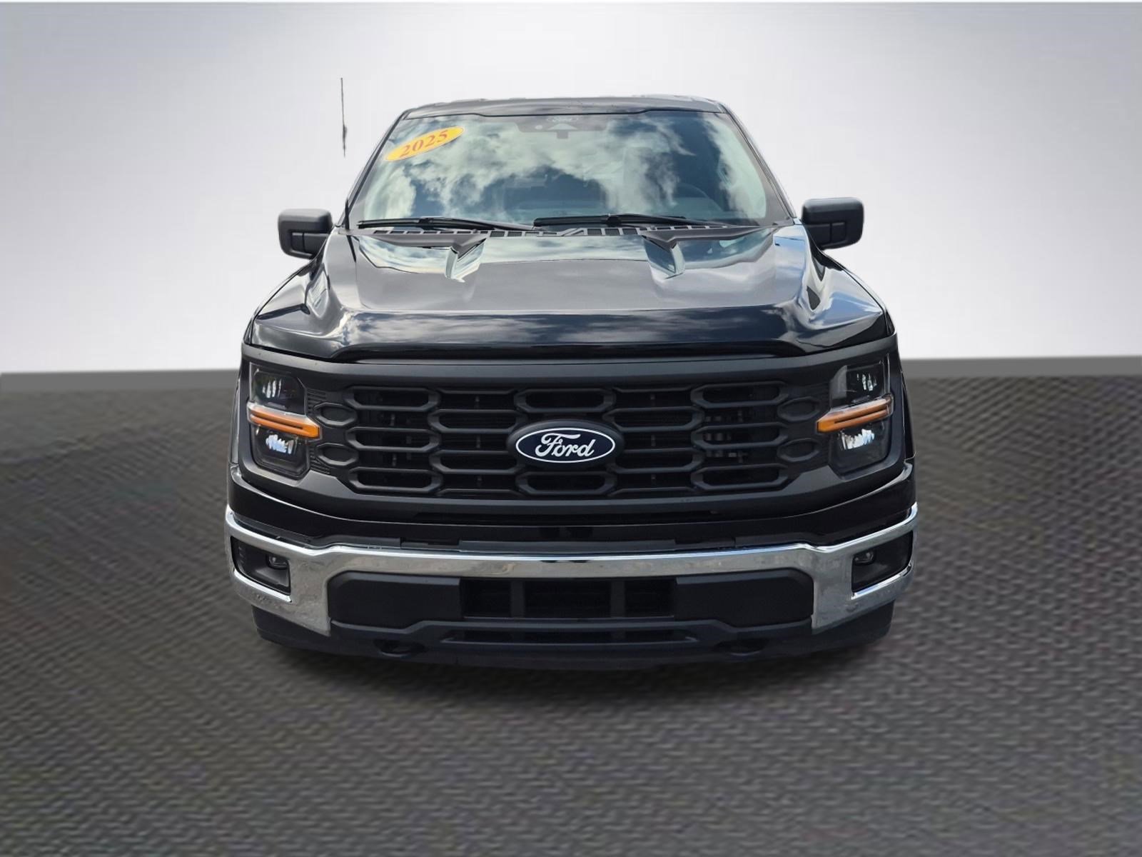 Certified 2025 Ford F150 XL w/ Equipment Group 103A High image 3