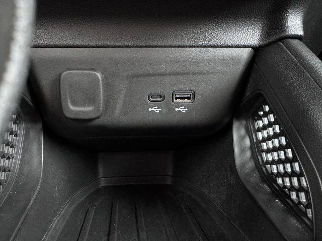 Used 2025 Chevrolet TrailBlazer LT AWD/4WD image 25