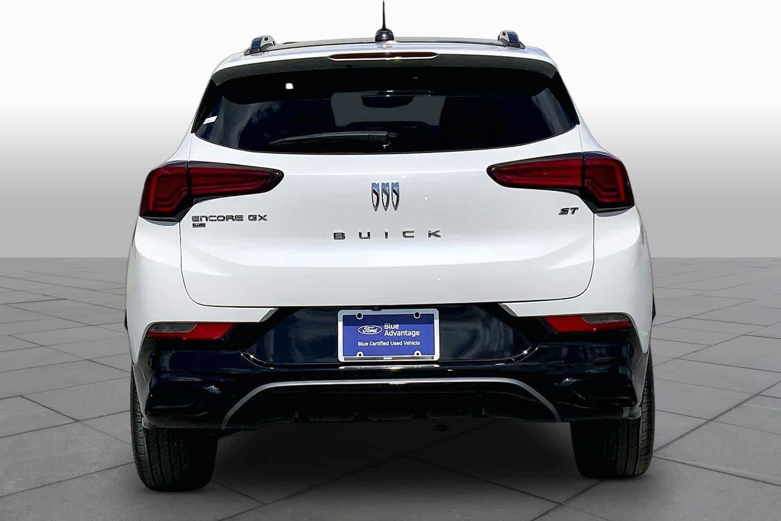 Used 2024 Buick Encore GX Sport Touring w/ Experience Buick Package AWD/4WD image 5