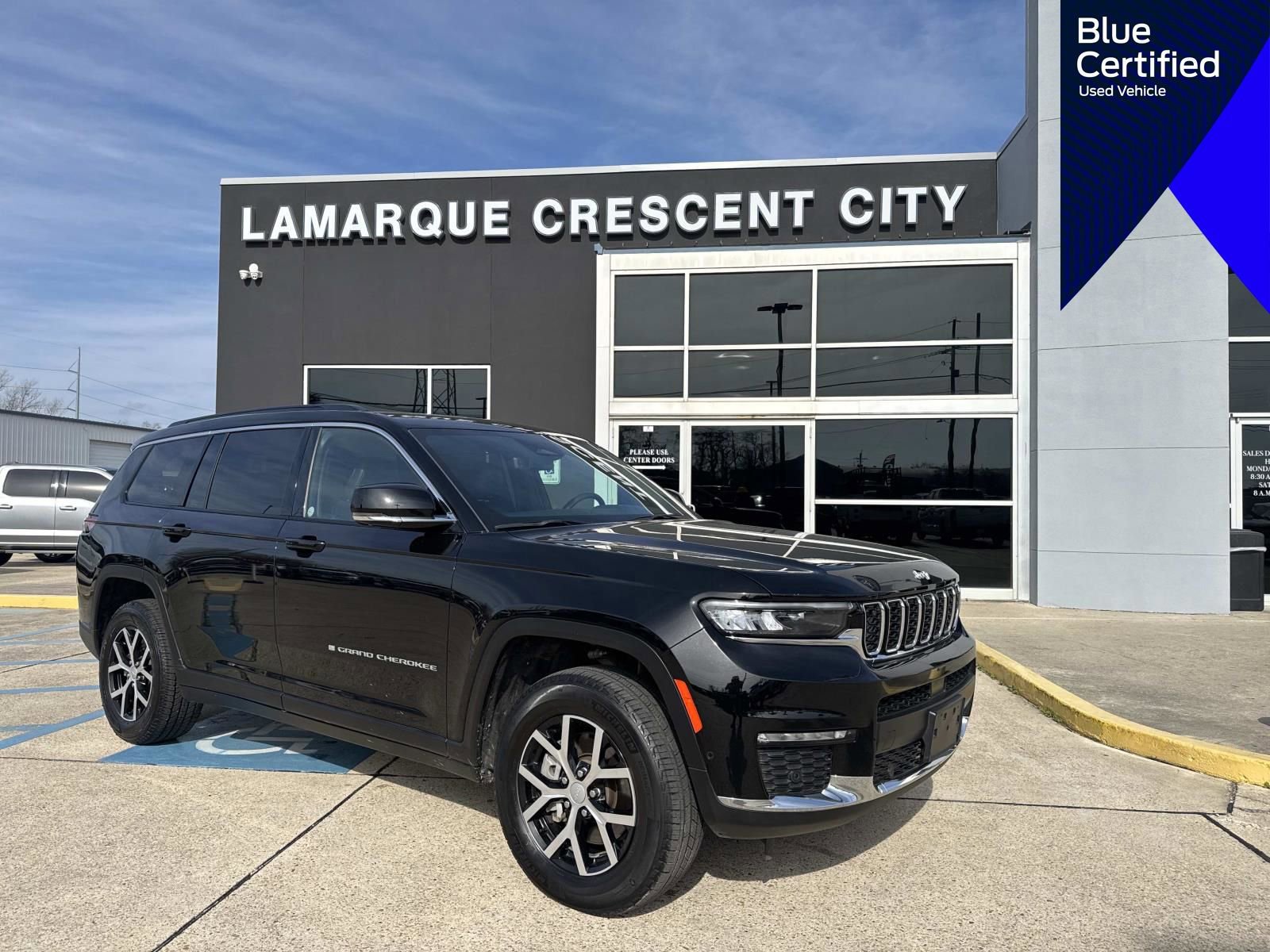 Used 2024 Jeep Grand Cherokee L Limited w/ Luxury Tech Group II image 7