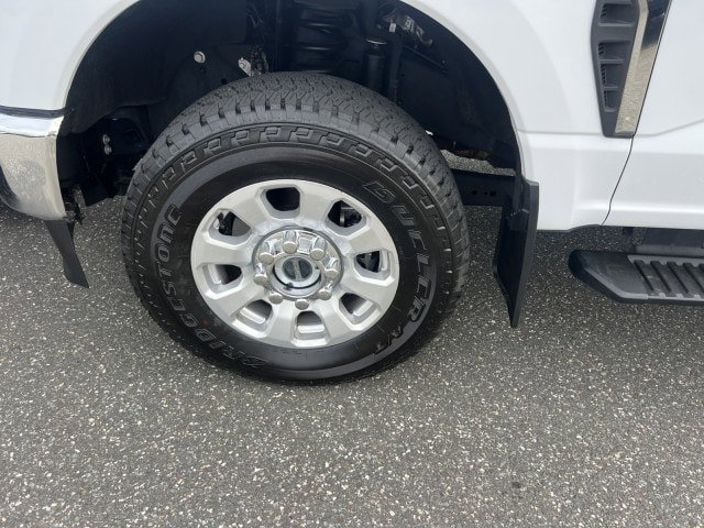 Certified 2023 Ford F350 XLT w/ 360-Degree Camera Package AWD/4WD image 27