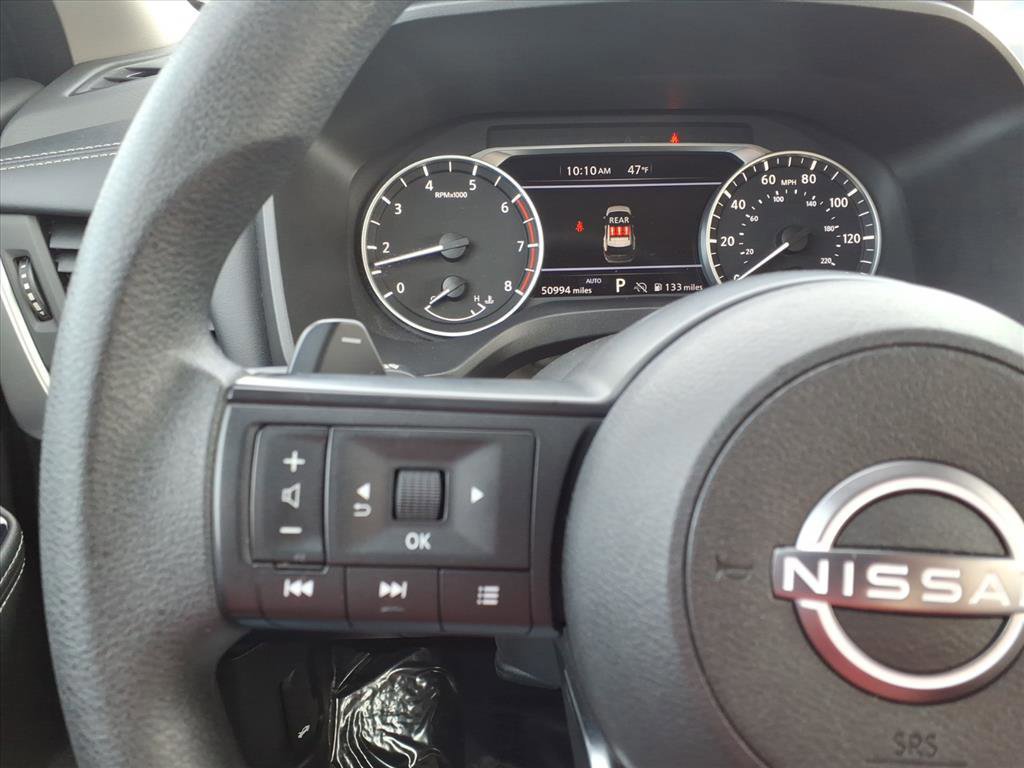 Used 2024 Nissan Rogue SV image 15