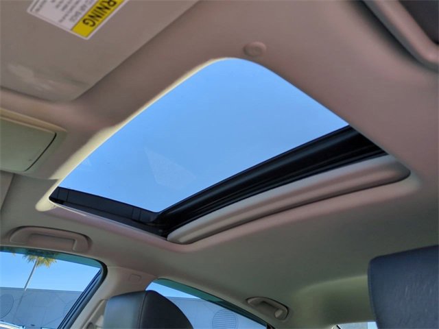 Used 2018 Honda Accord Touring image 19