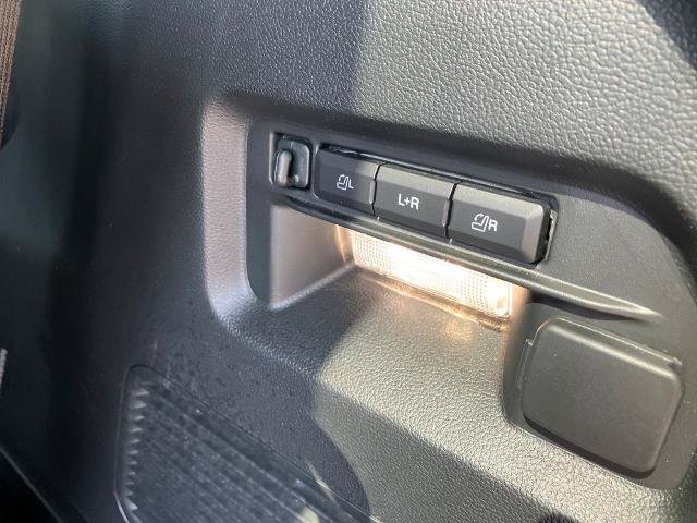 Certified 2024 Ford Explorer Limited w/ Limited Technology Package AWD/4WD image 16