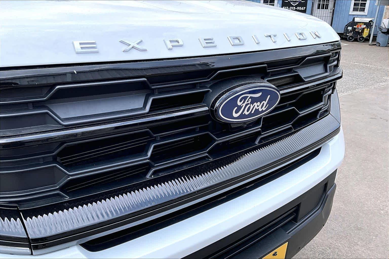 Certified 2025 Ford Expedition Max Active RWD image 30