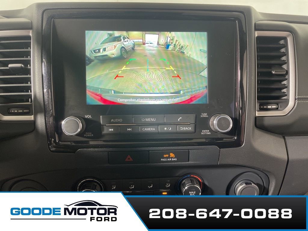 Used 2022 Nissan Frontier SV w/ Technology Package image 16