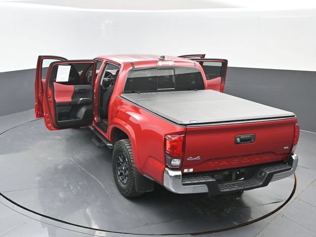 Used 2021 Toyota Tacoma SR5 AWD/4WD image 23