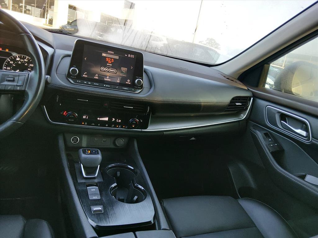 Used 2021 Nissan Rogue SV w/ Premium Package FWD image 12