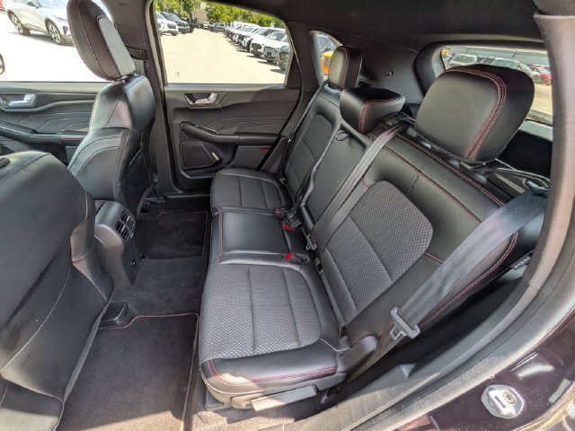 Certified 2023 Ford Escape ST-Line w/ Tech Pack #1 AWD/4WD image 16