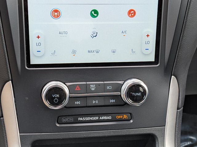 Certified 2024 Ford Edge SEL AWD/4WD image 25