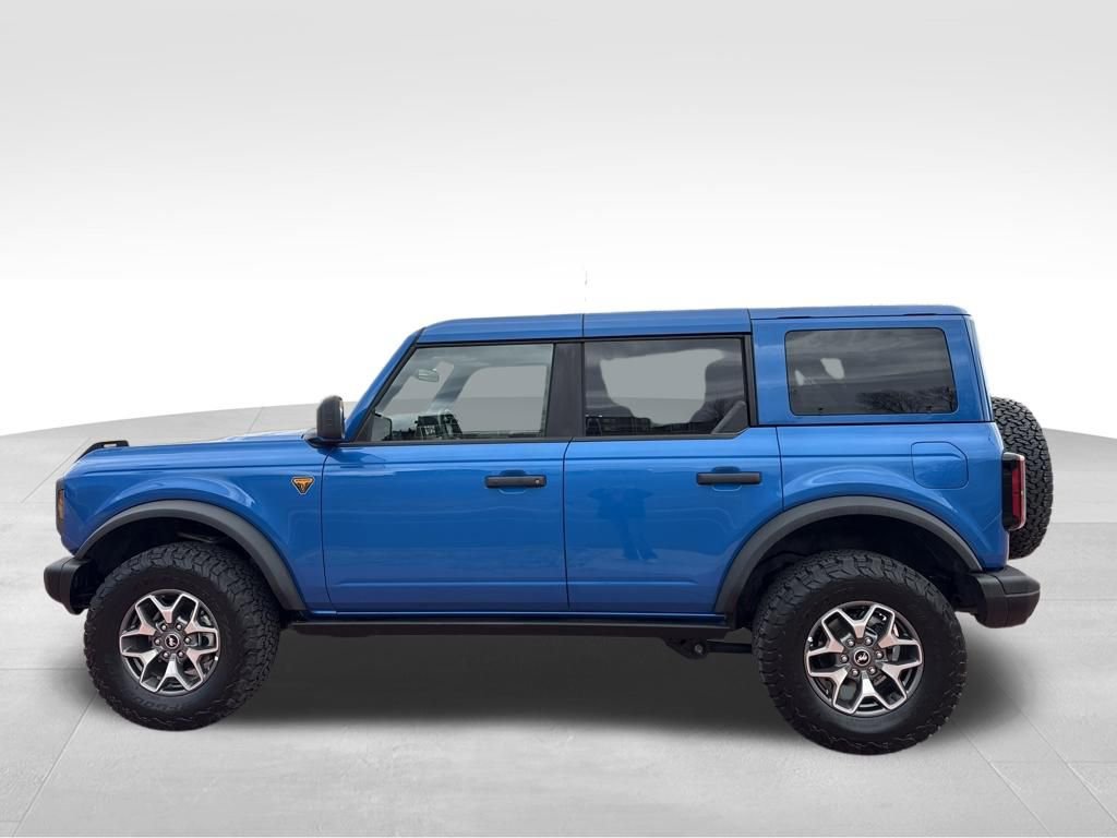 Certified 2025 Ford Bronco Badlands AWD/4WD image 4