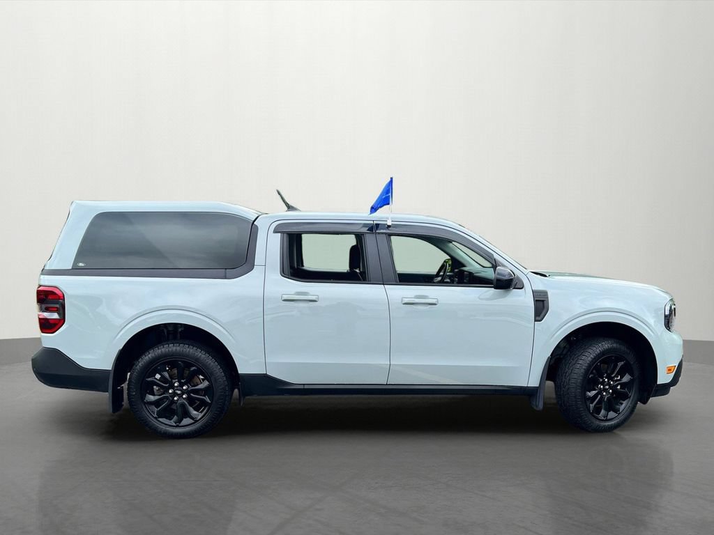 Certified 2024 Ford Maverick Lariat w/ Black Appearance Package AWD/4WD image 2