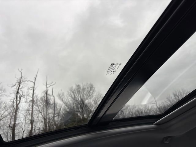 Used 2023 Chevrolet Malibu LT image 15