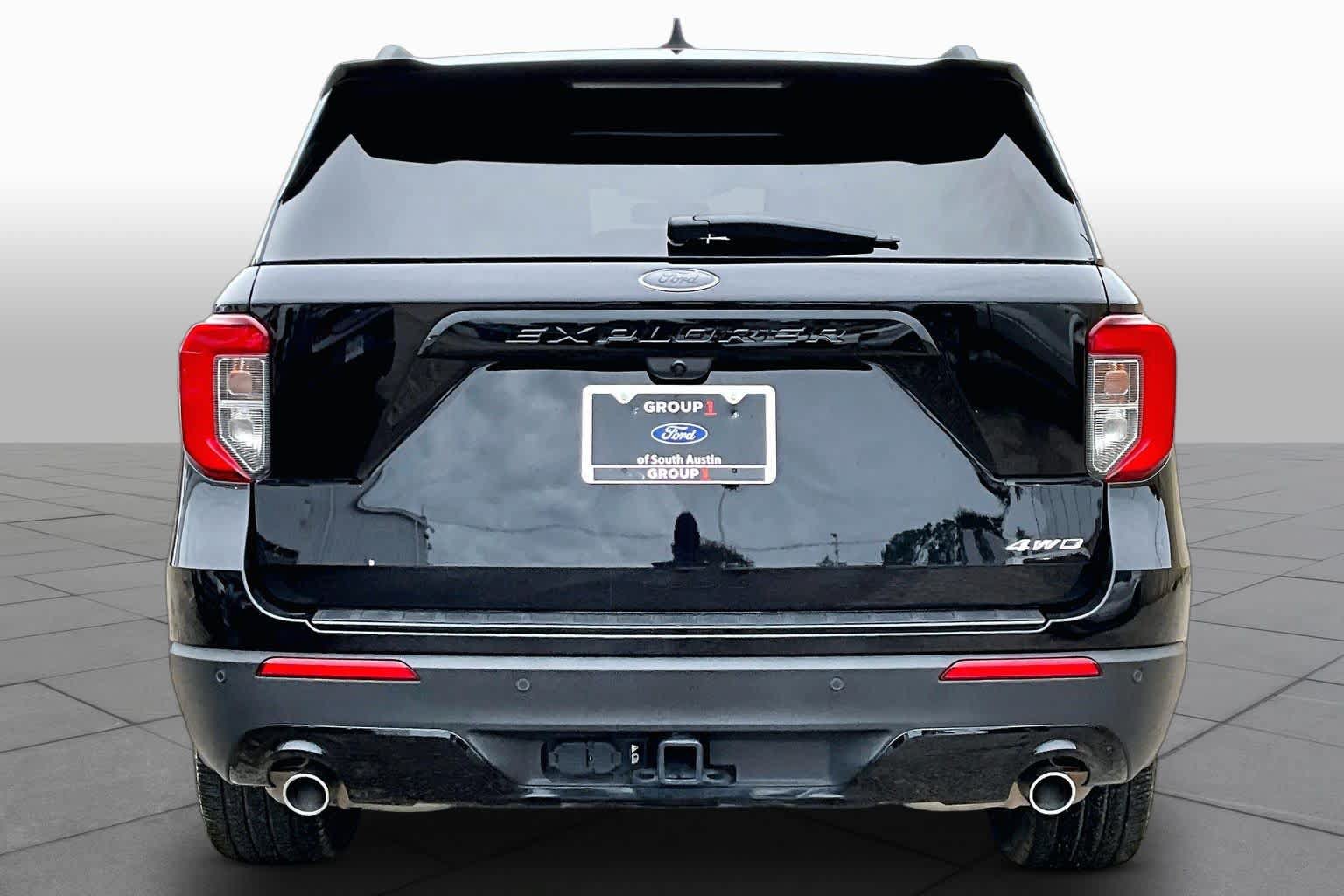 Certified 2024 Ford Explorer ST-Line w/ Class IV Trailer Tow Package AWD/4WD image 5