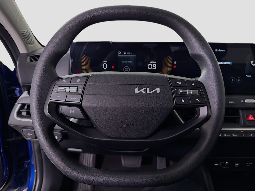 Used 2025 Kia K4 FWD image 15