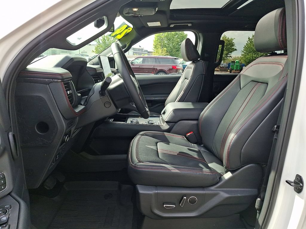 Certified 2024 Ford Expedition Limited AWD/4WD image 16