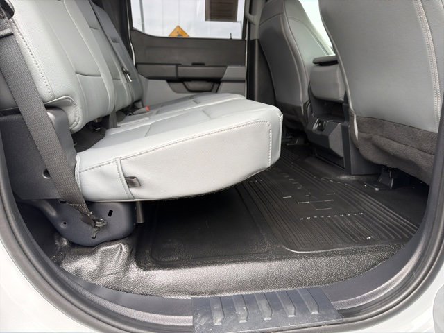 Certified 2024 Ford F250 XL w/ Snow Plow/Camper Package image 37