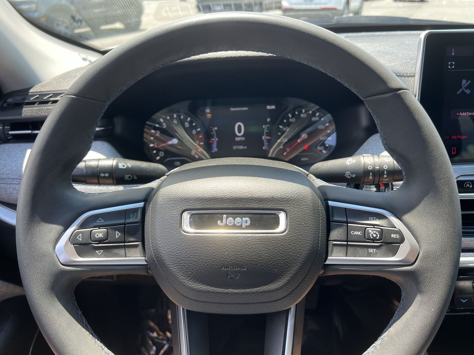 Used 2022 Jeep Compass Latitude AWD/4WD image 16