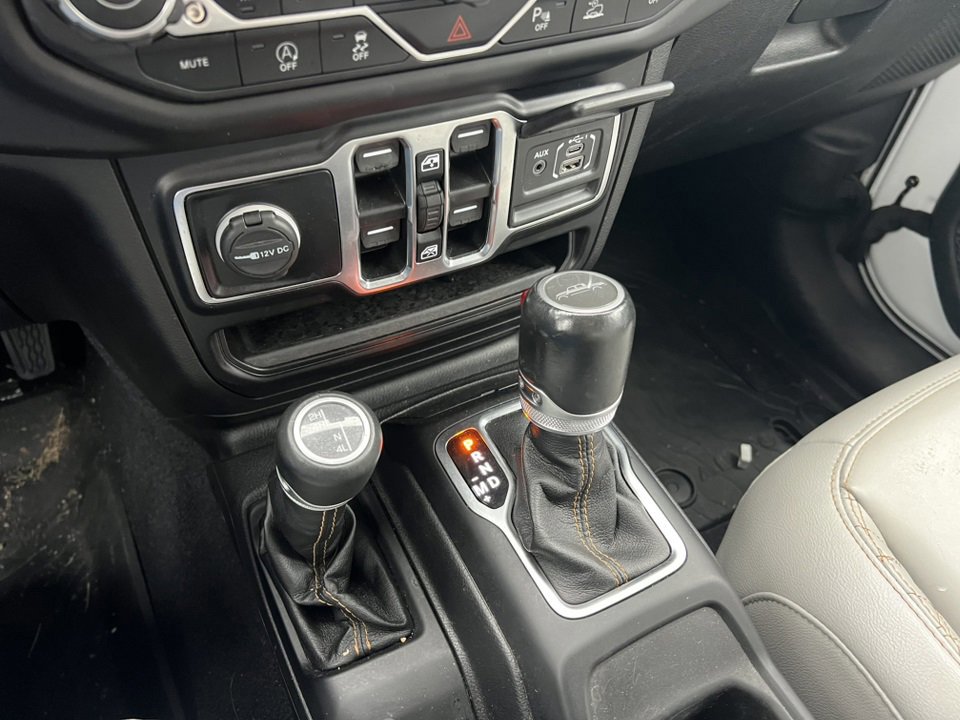 Used 2021 Jeep Gladiator Overland image 20