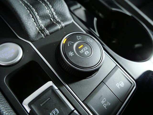Used 2022 Volkswagen Atlas Cross Sport SEL Premium R-Line AWD/4WD image 26