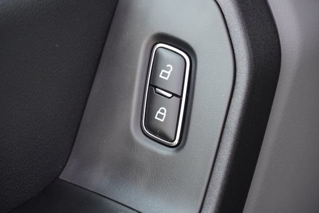 Certified 2025 Ford F250 XL AWD/4WD image 22