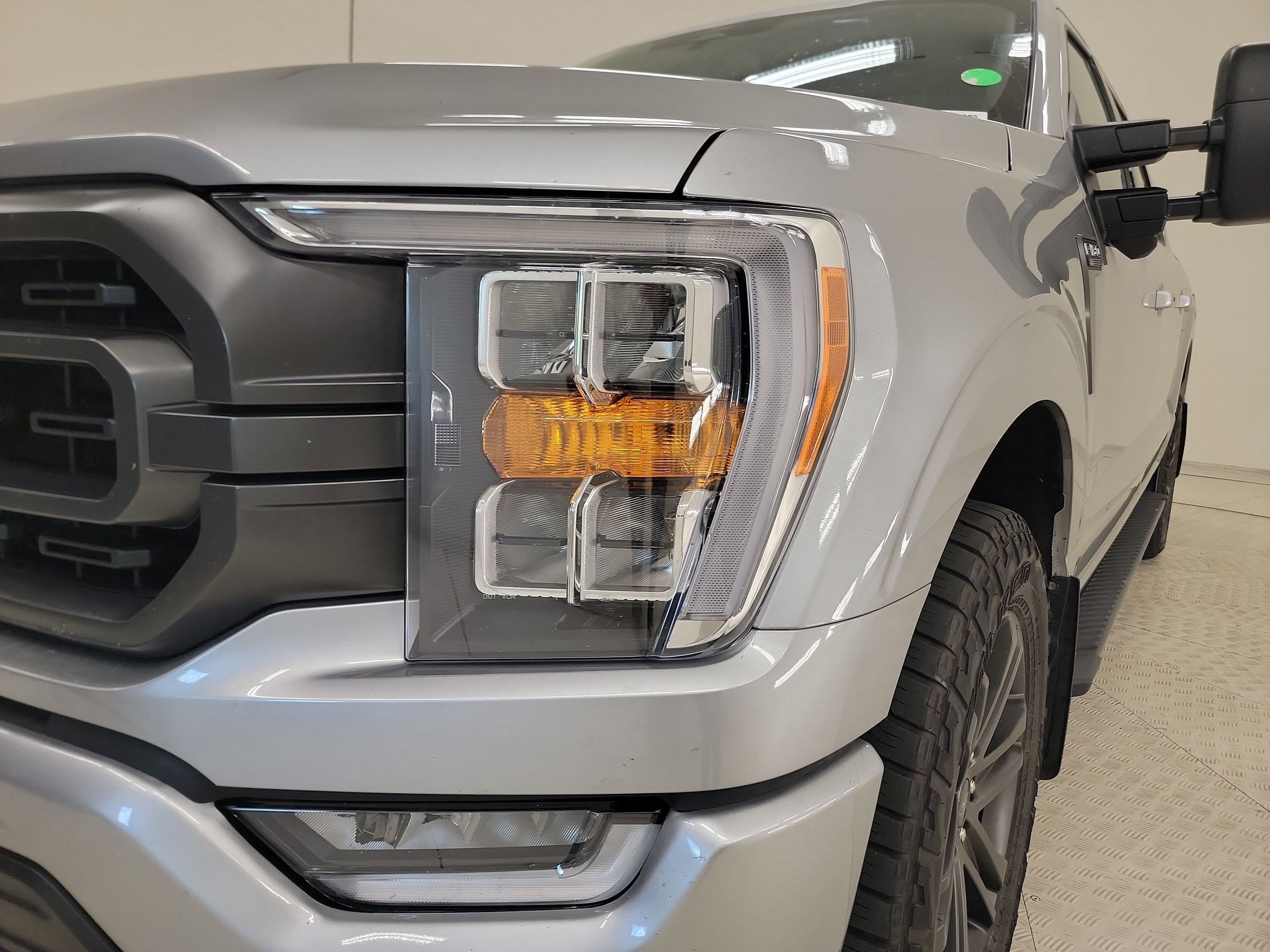 Certified 2022 Ford F150 XLT w/ Equipment Group 302A High image 11