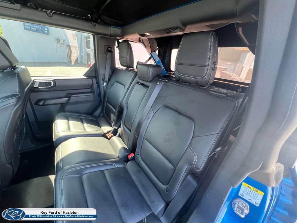 Certified 2025 Ford Bronco Badlands w/ Sasquatch Package AWD/4WD image 30